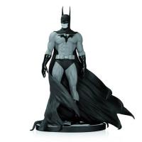 Batman Michael Turner Black & White Statue