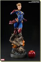 Ms. Captain Marvel Premium Format Figure 12/ 2016