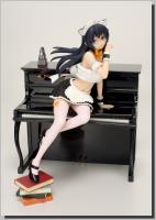 Amadeus Girl Black Piano Figure