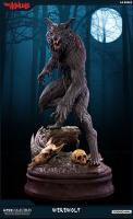 Werewolf The Howling Quarter Scale Exclusive Statue 