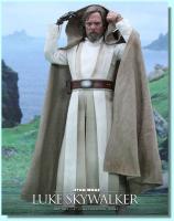 Luke Skywalker Sixth Scale Collectible Figure   