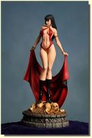 Vampirella Diamond Eye Preminum Statue  01/2017