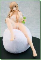 Maria Saotome with Cushion Figure