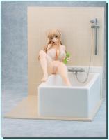 Maria Saotome with Bathroom Figure